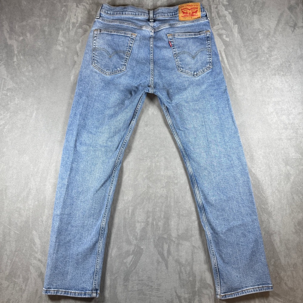Levis 505 Regular Fit Mens 34x30 Light Wash Straight Leg Jeans Blue Denim - Picture 5 of 12